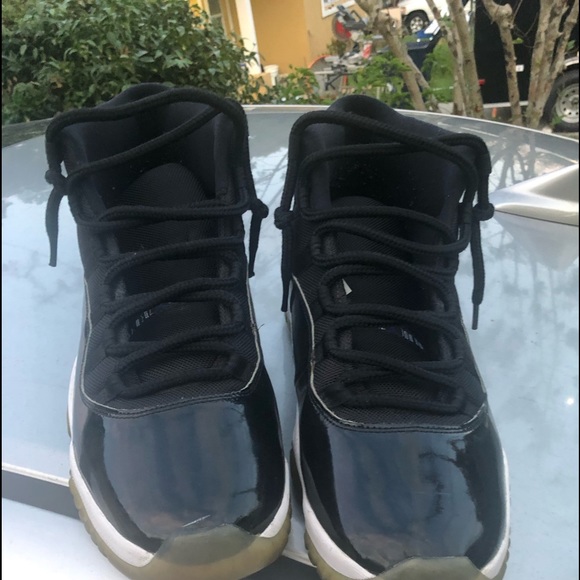 Jordan space jams 11. - Picture 3 of 3